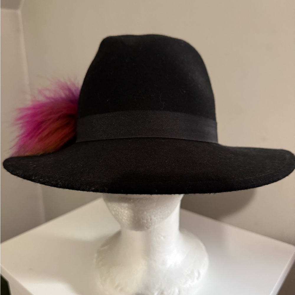 Nordstrom Black Wide-Brim Wool Hat with Pink-Purple Fur Pom